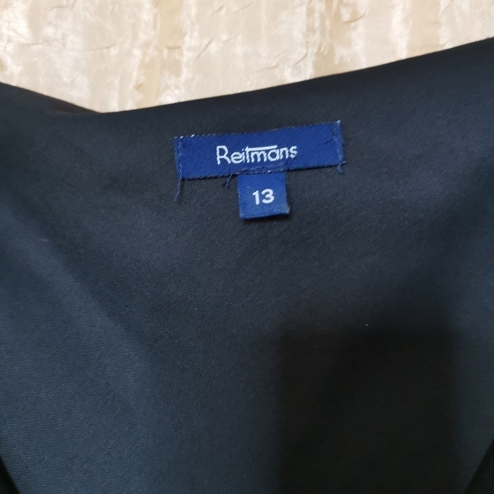 Reitmans sweet little black dress - Picture 3 of 10